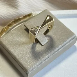 Anel Dois Triangulos