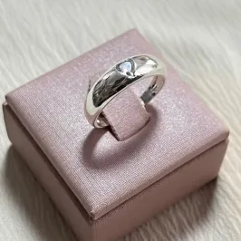 Anel Coração em Pedra