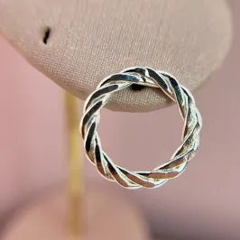 Brinco Redondo Trançado