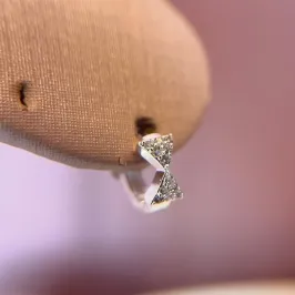 Brinco Argolinha Laço