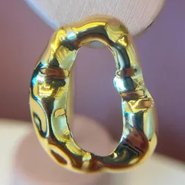 Brinco Organico Vazado