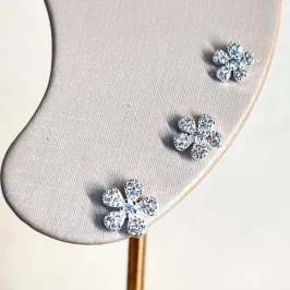 Brinco Trio Florzinha