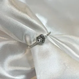 Anel Solitário Coração