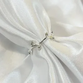 Anel Seis Folhas em Zircônias