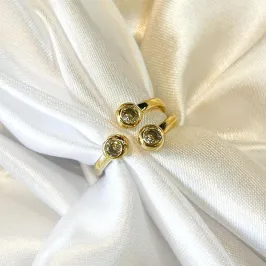 Anel Três Zircônias