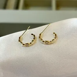 Brinco Argolinha Elos com Zircônia