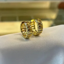 Brinco Argolinha Listras de Zircônia