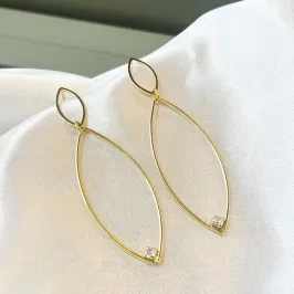 Brinco Oval Pendurado Vazado