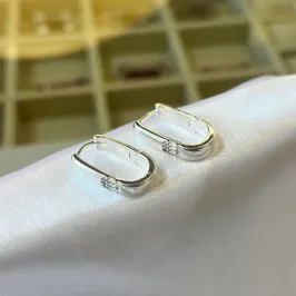 Brinco Argola Volta Zircônia Baguete