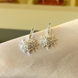 Brinco Coração Cravejado Pendurado