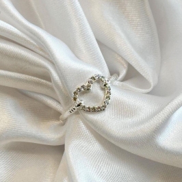 Anel Coração Cravejado com Detalhes