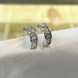 Brinco Argola Zircônia Baguetes