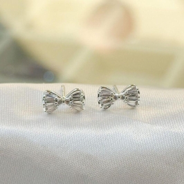 Brinco Laço Zircônia Baguete