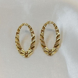 Brinco Oval Organico Vazado