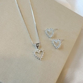 Conjunto Coração Cravejado Vazado