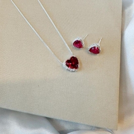 Conjunto Coração Vermelho