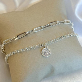 Pulseira Dupla com Pingente Cravejado