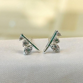 Brinco Reto com Três Zircônias