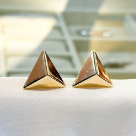 Brinco Triângulo Linhas