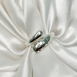 Anel Duas Pontas com Pontinhos