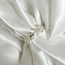 Anel Folhas em Navetes