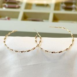 Brinco Argola Trançada Lisa