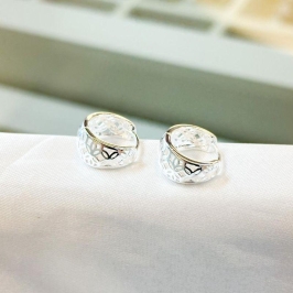 Brinco Argolinha Borboleta Vazada