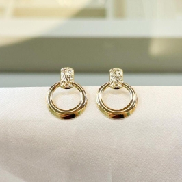 Brinco Círculo Pendurado