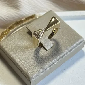 Anel Dois Triangulos