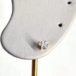 Brinco Zircônia Estrela M