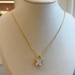 Colar Quadrado Zircônia
