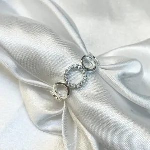 Anel Cinco Círculos Centro Cravejado