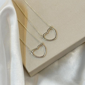 Escapulário Coração Vazado