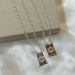 Escapulário Estrela de Davi