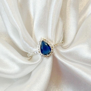 Anel Gota Azul Borda Cravejada