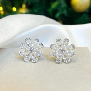 Brinco Flor Cristal