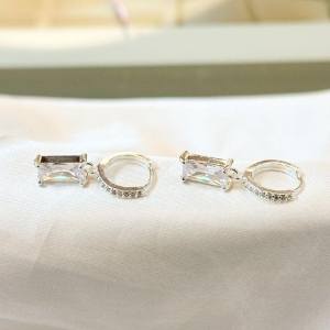 Brinco Articulado Retangulo Zircônia