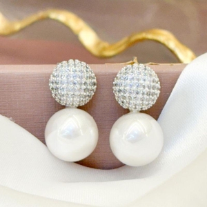 Brinco Pérola e Bola Cravejada