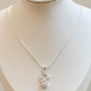 Colar Menina Zircônia Coração