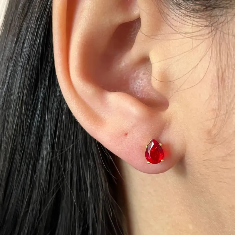 Brinco Gota Zircônia Vermelho