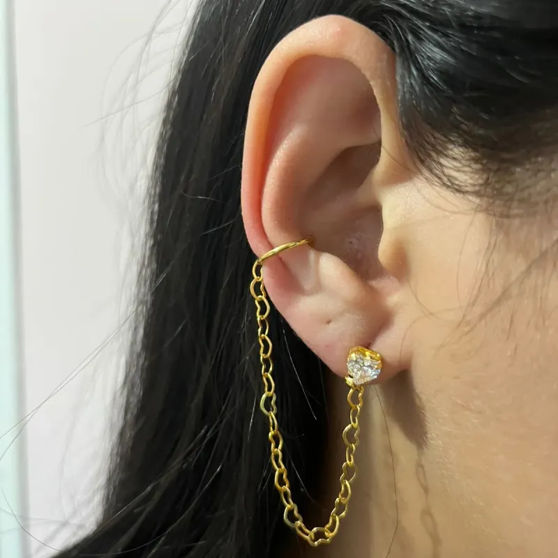 Brinco Ear Line Coração