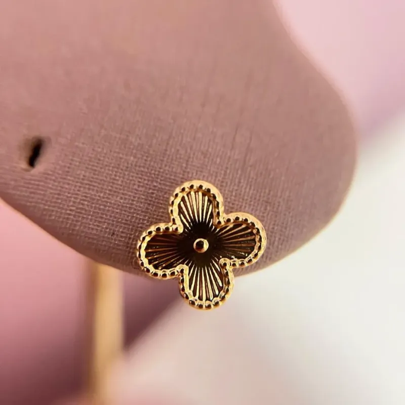 Brinco Van Cleef Liso