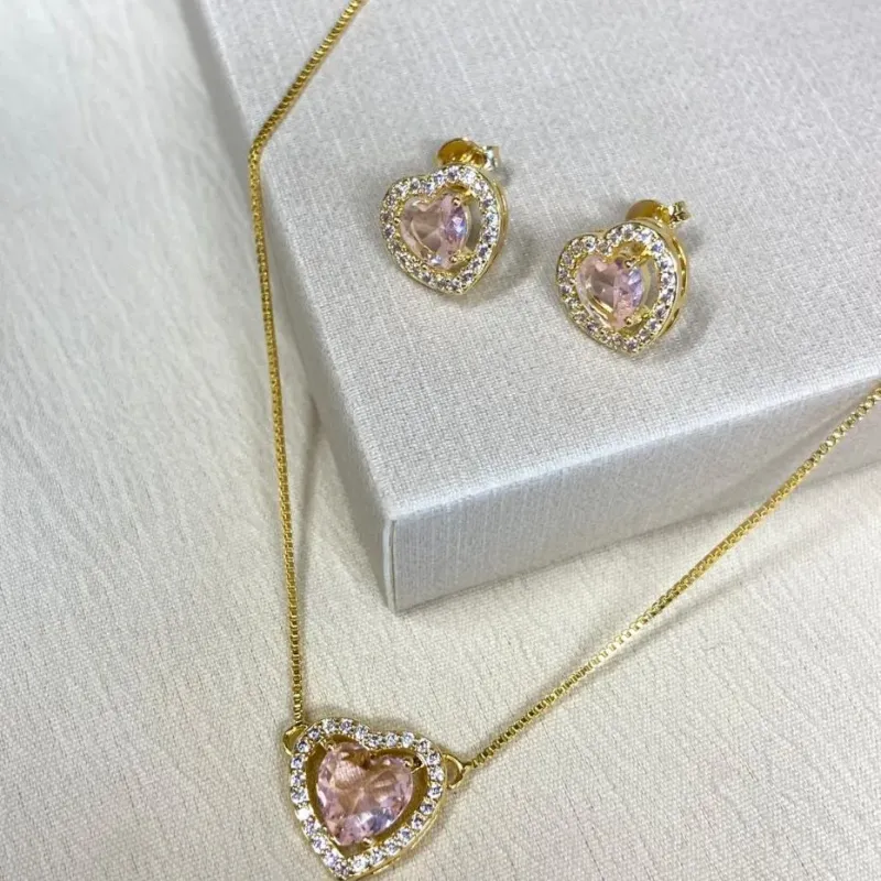 Conjunto com Borda Cravejada Rose