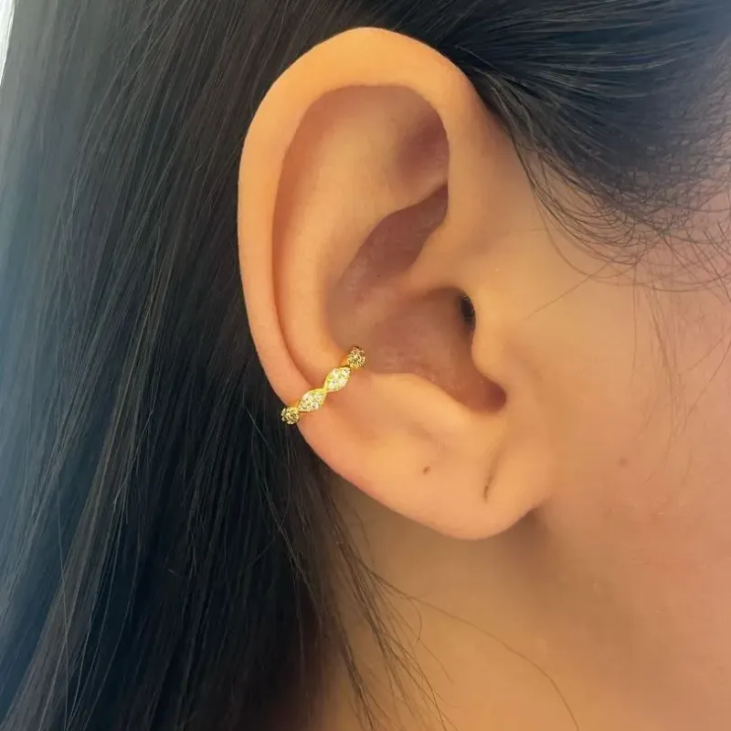 Piercing Fake Oval Cravejado