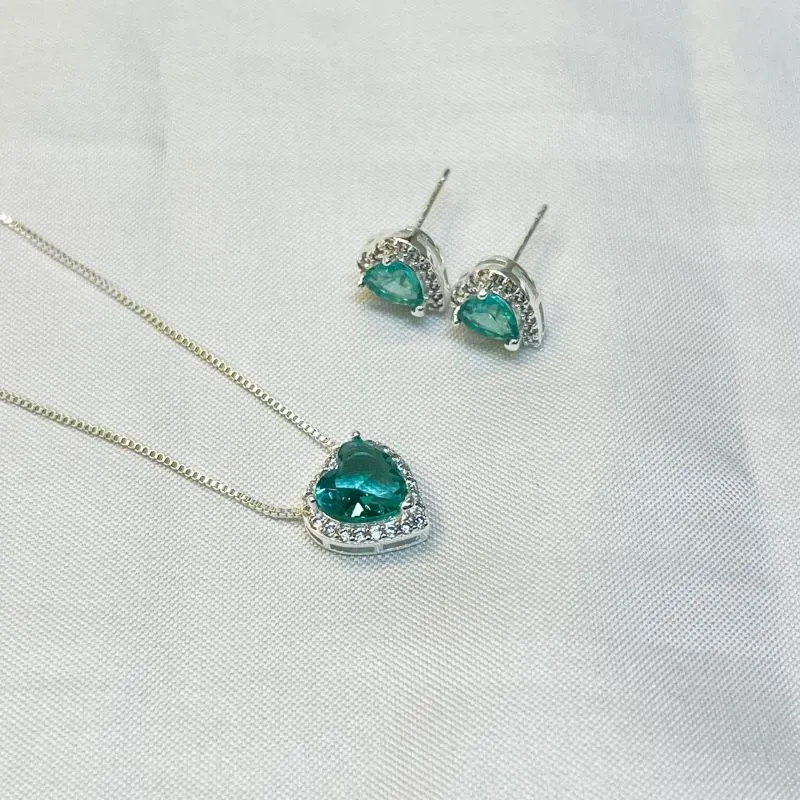 Conjunto Coração Verde Cravejado Borda