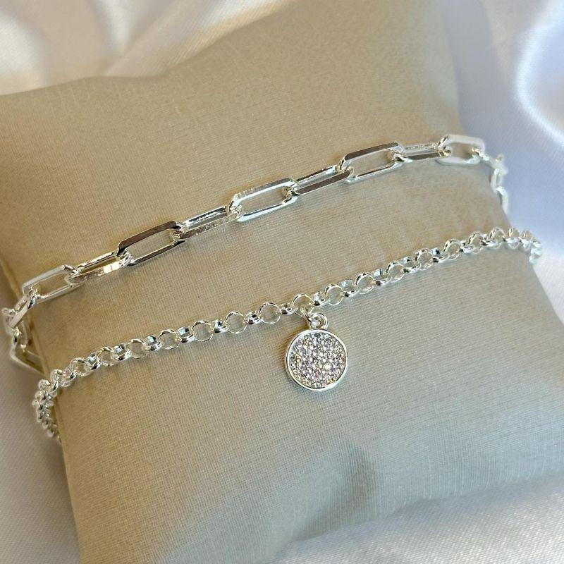 Pulseira Dupla com Pingente Cravejado