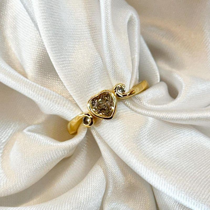 Anel Coração Zircônia com Detalhe Aro