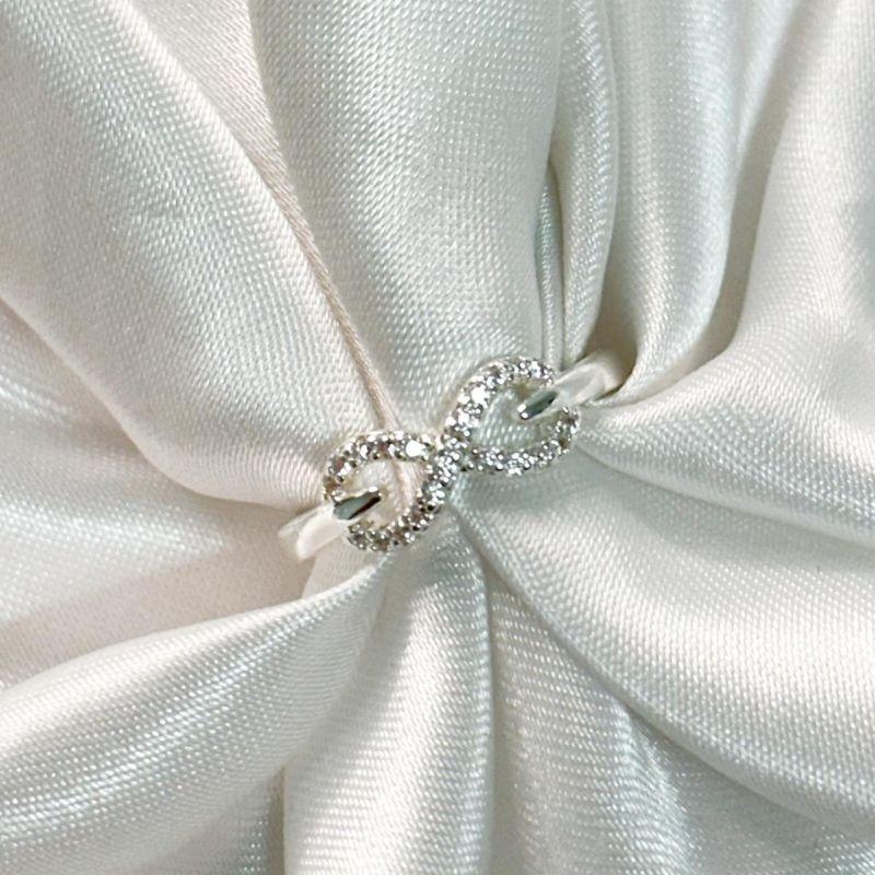 Anel Infinito Cravejado