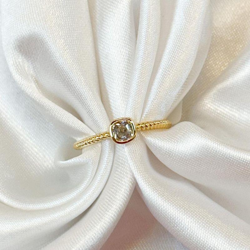 Anel Zircônia Quadrada Aro Bolinhas