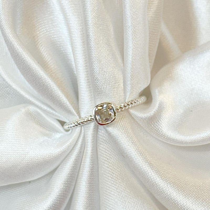 Anel Zircônia Quadrada Aro Bolinhas